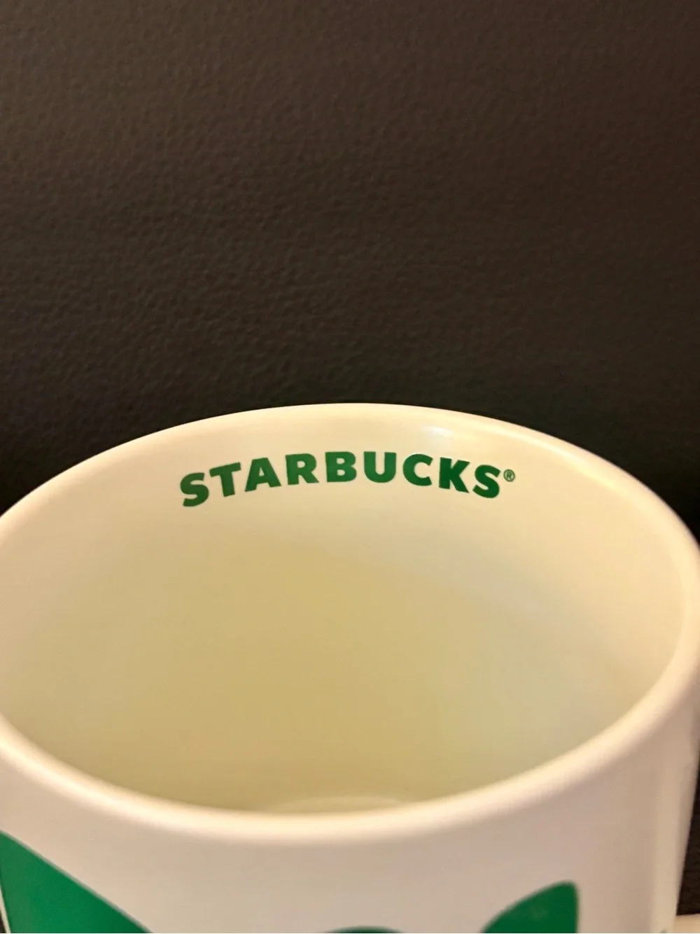 Starbucks nwt kitchen